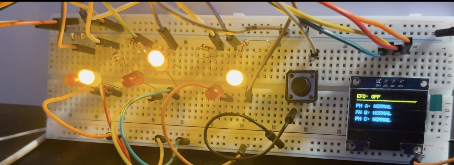OLED display showing all phases in normal operation
